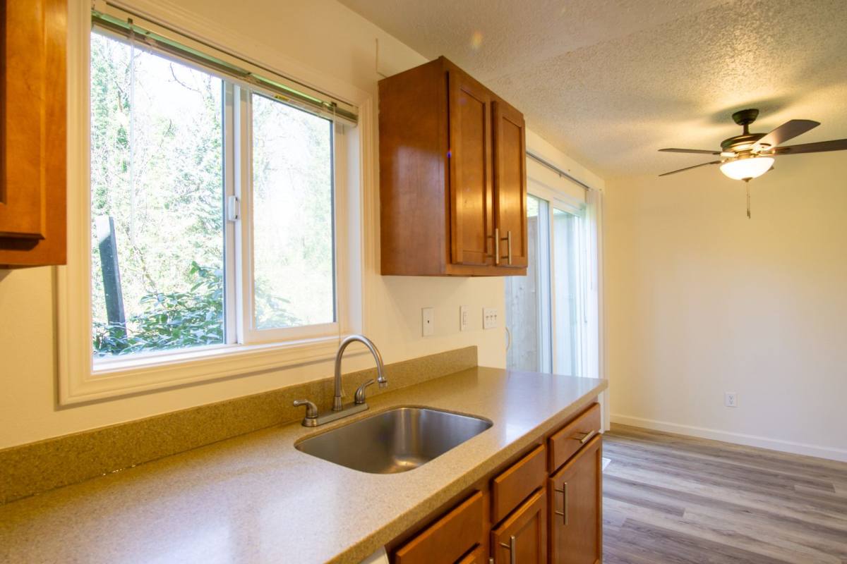 3595 Cedar Oak Dr, West Linn, OR 97068 - Townhouse for Rent - Image 7
