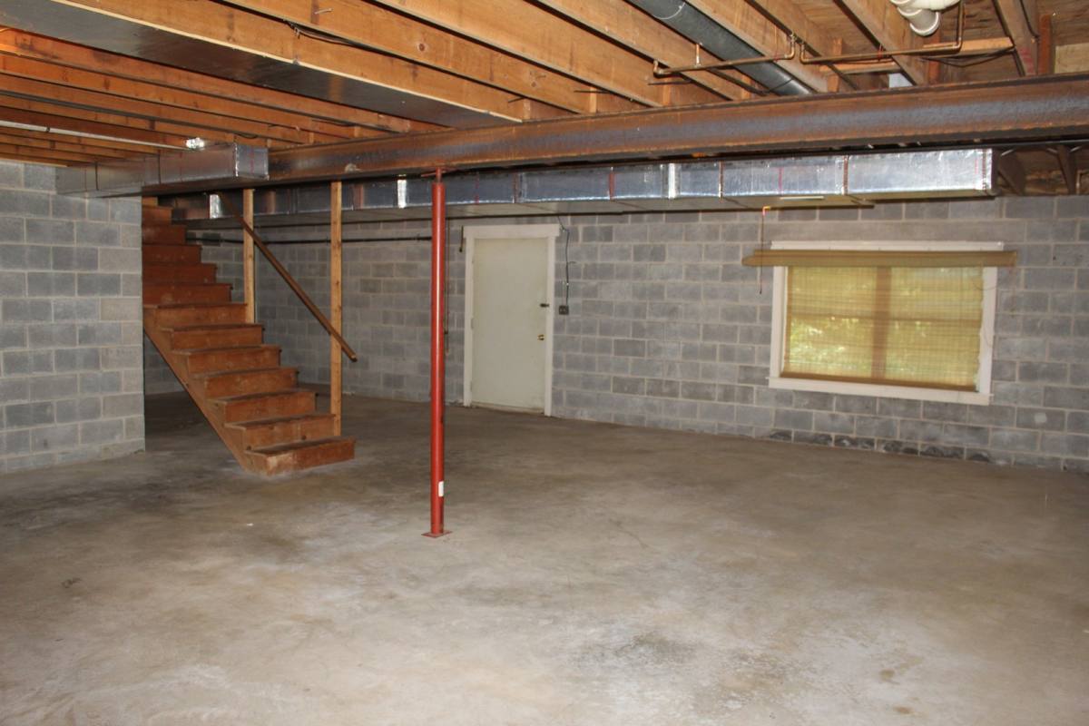 House for rent at 2992 Herrlyn Court, Dallastown, PA 17313