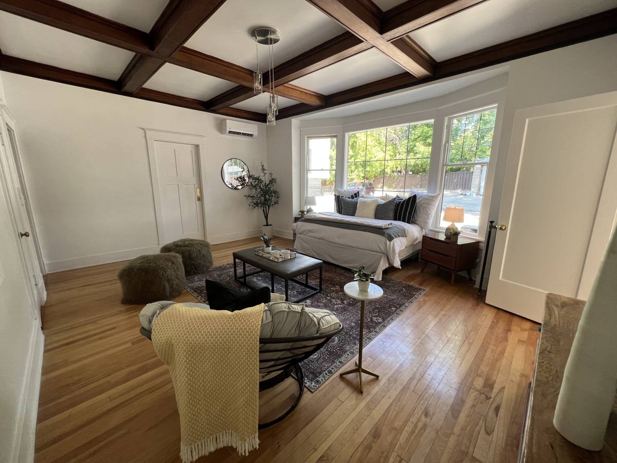 Apartment for rent at 1127 E S Temple #3, Salt Lake City, UT 84102