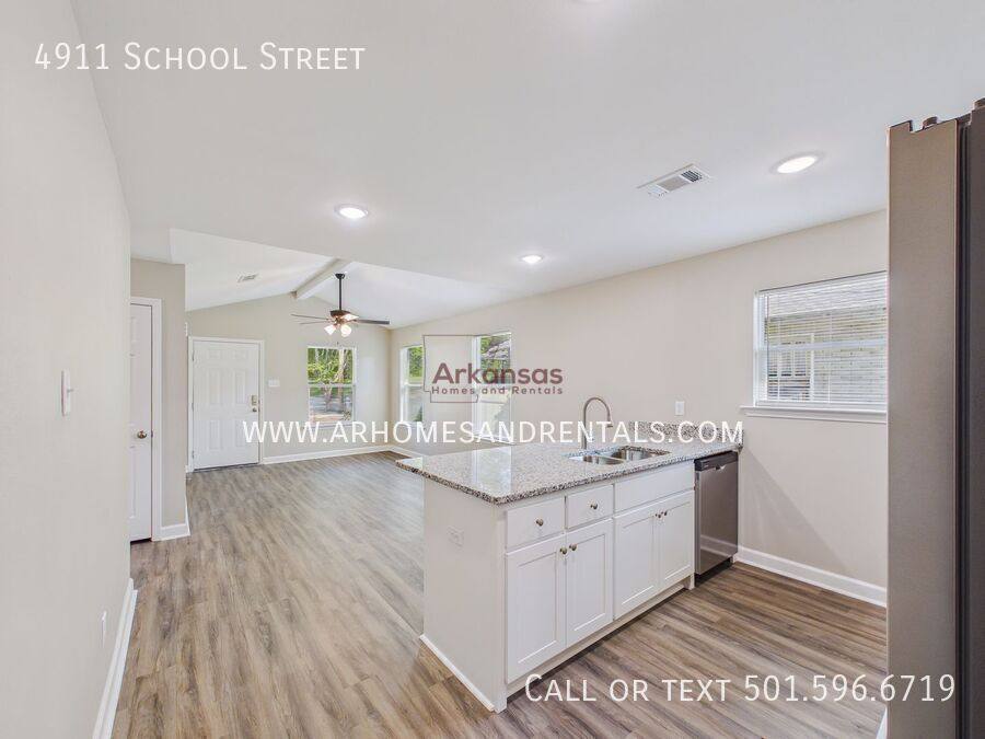 House for rent at 4911 School St, North Little Rock, AR 72117