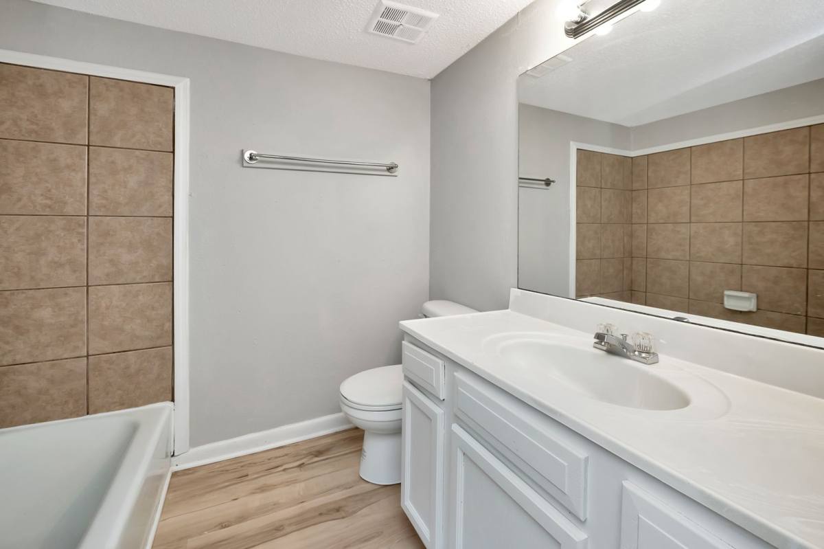 Apartment for rent at 1708 14th Ave S, Birmingham, AL 35205