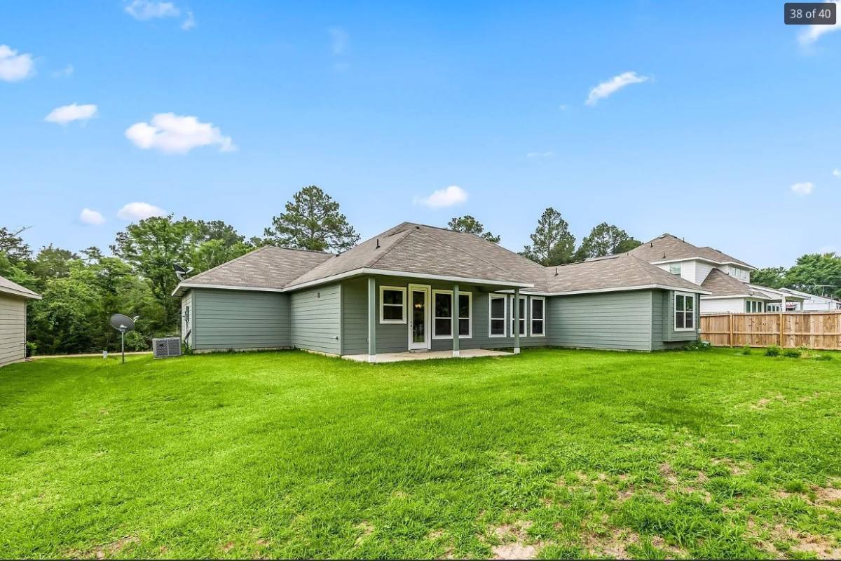 Apartment for rent at 26579 Pin Oak Dr, Hempstead, TX 77445