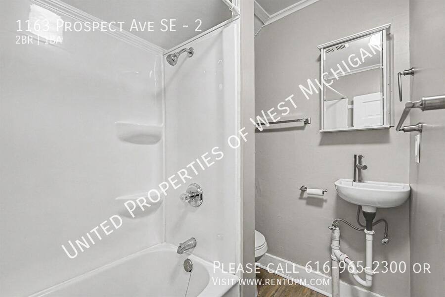 Apartment for rent at 1163 Prospect Ave SE #2, Grand Rapids, MI 49507