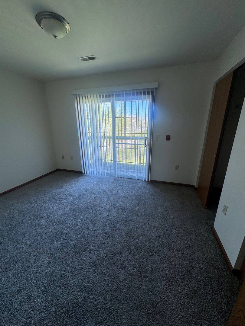 Apartment for rent at 25 Iki Dr, Edgerton, WI 53534