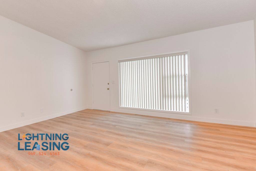 Apartment for rent at 1005 E Doran St #J, Glendale, CA 91206