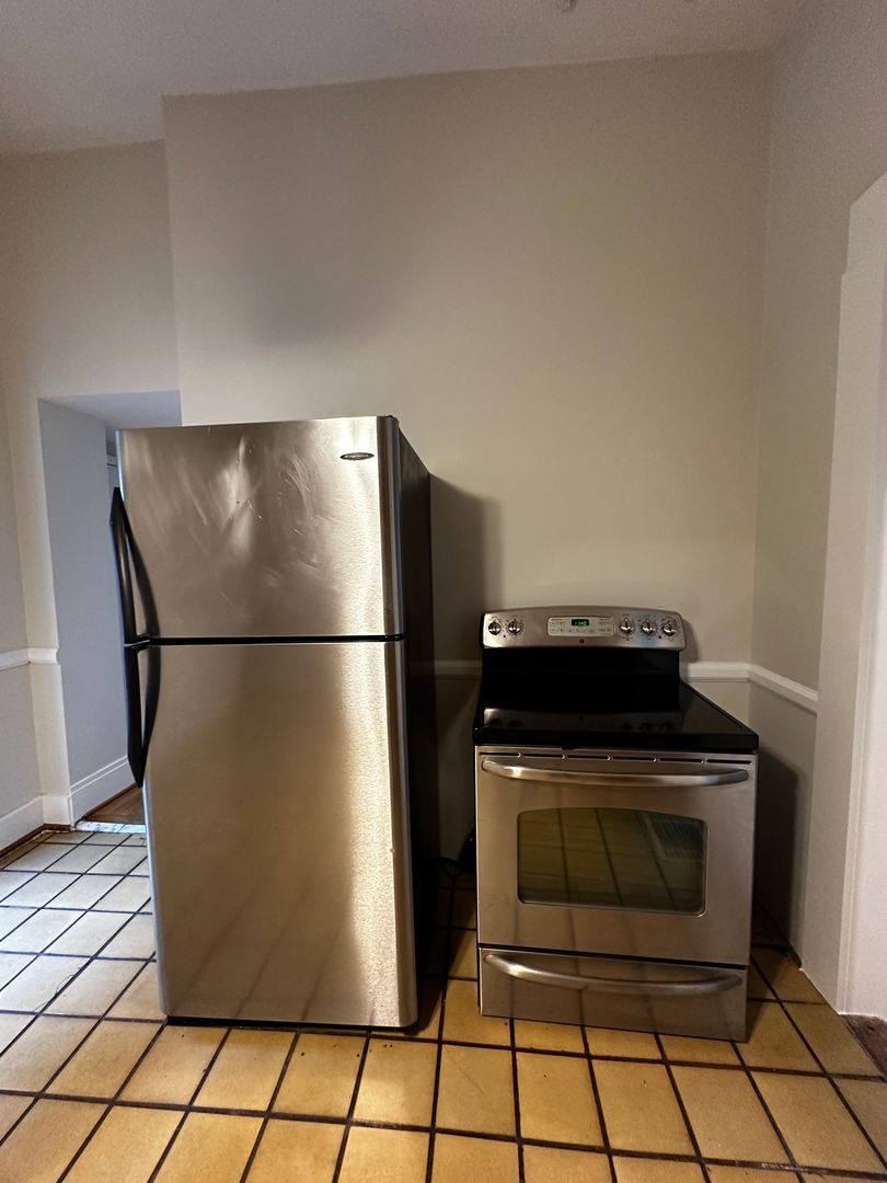 Apartment for rent at 1629 S 4th St, Louisville, KY 40208