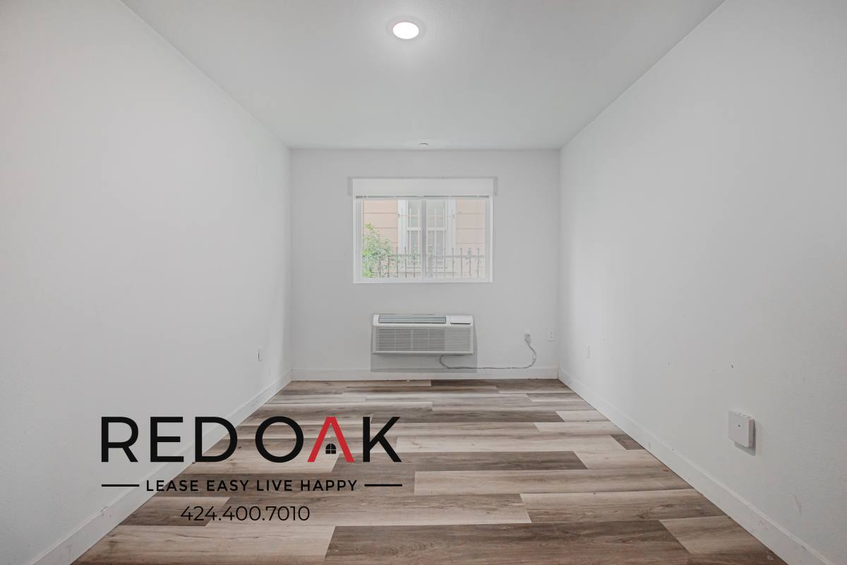 Condo for rent at 2837 San Marino St #105, Los Angeles, CA 90006