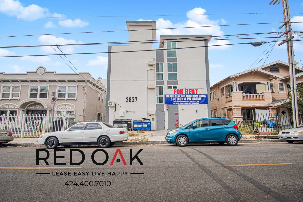 Condo for rent at 2837 San Marino St #105, Los Angeles, CA 90006