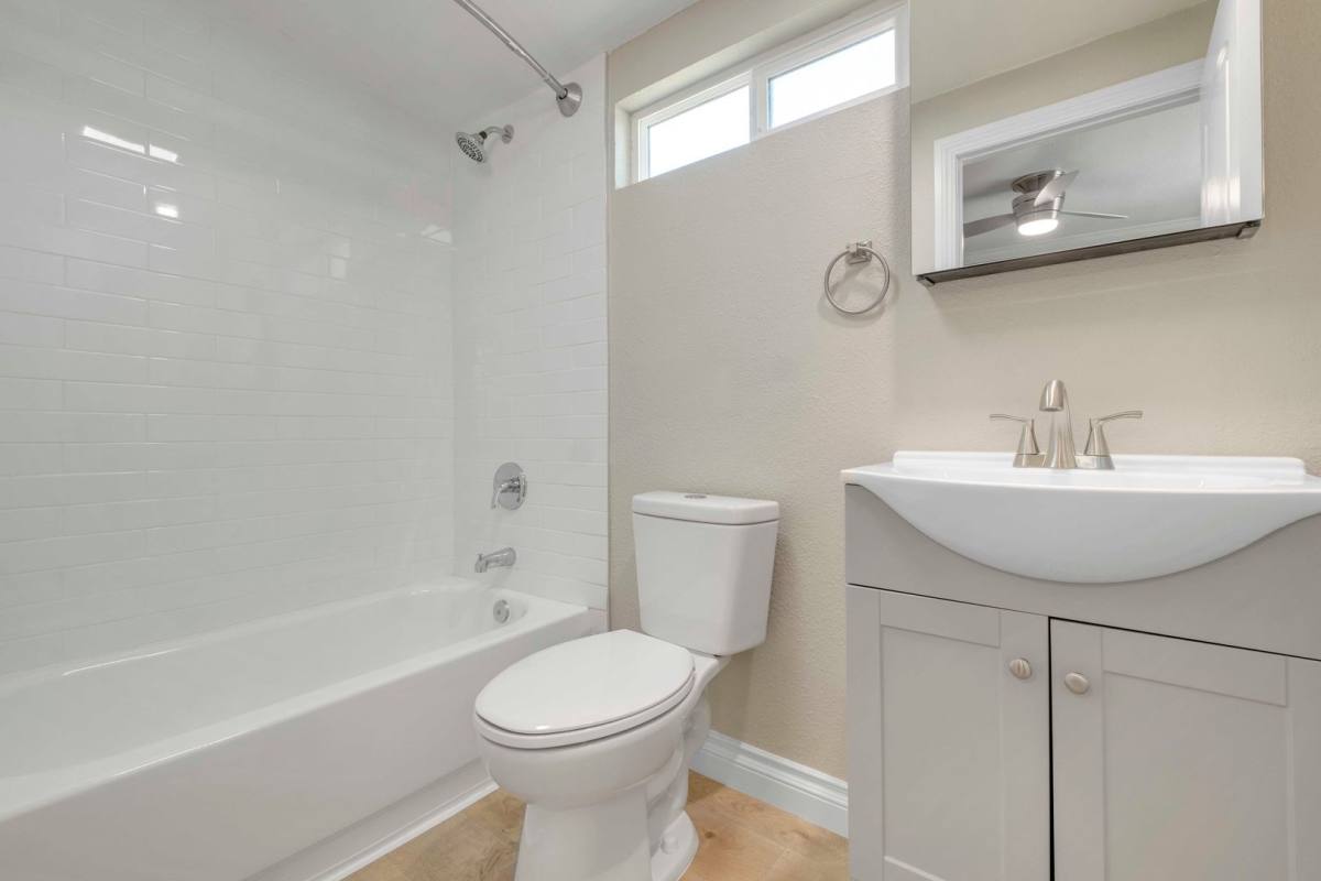 Apartment for rent at 107 S Dacotah St, Los Angeles, CA 90063