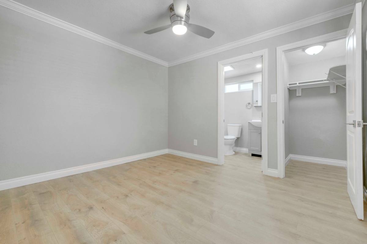 Apartment for rent at 107 S Dacotah St, Los Angeles, CA 90063