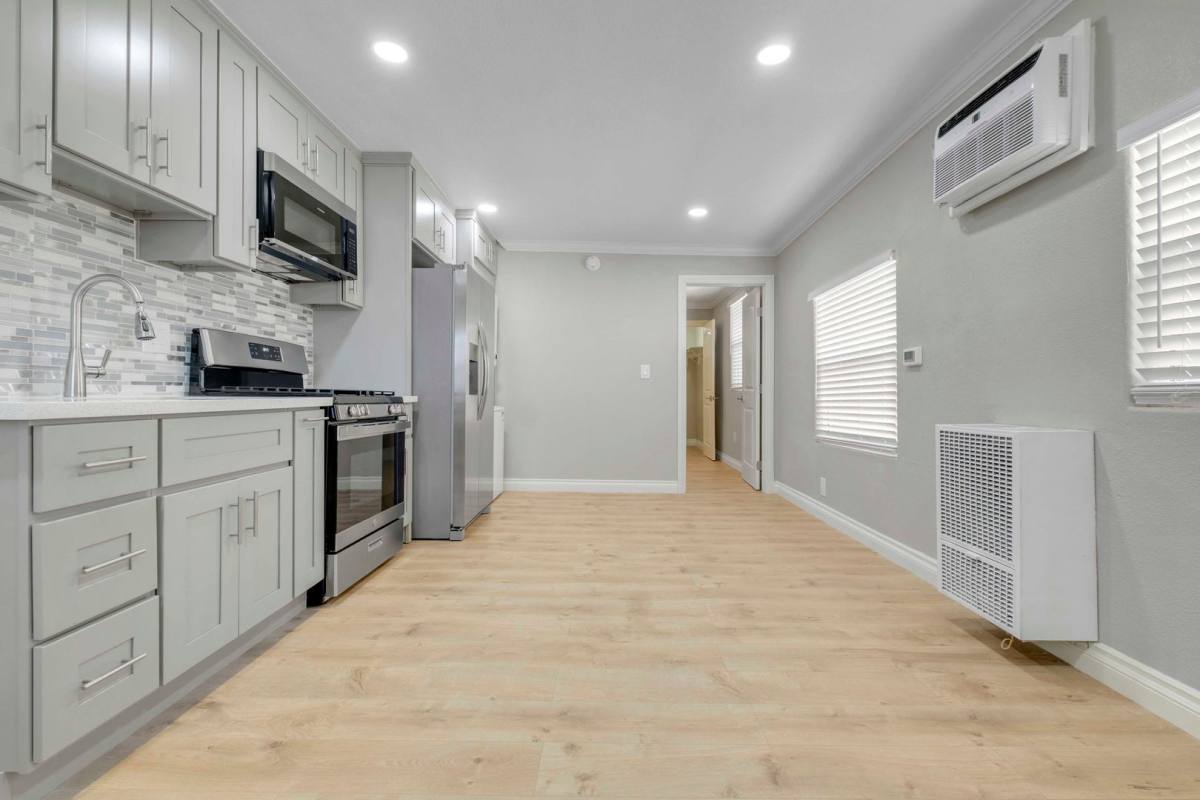 Apartment for rent at 107 S Dacotah St, Los Angeles, CA 90063
