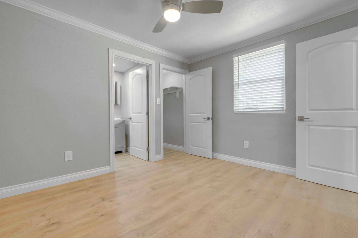 Apartment for rent at 107 S Dacotah St, Los Angeles, CA 90063