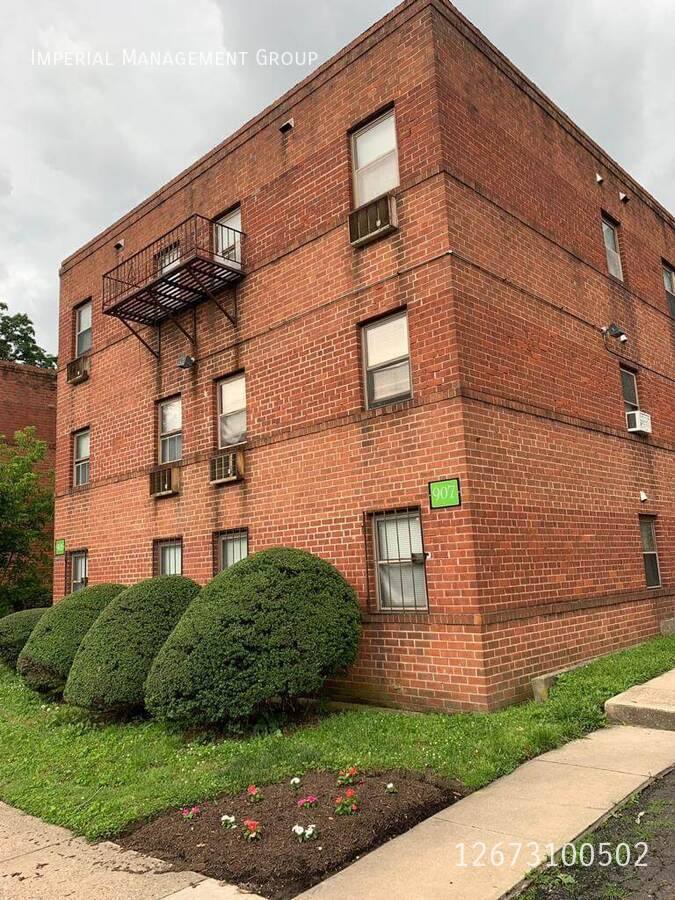 Apartment for rent at 913 E Cliveden St #4, Philadelphia, PA 19119