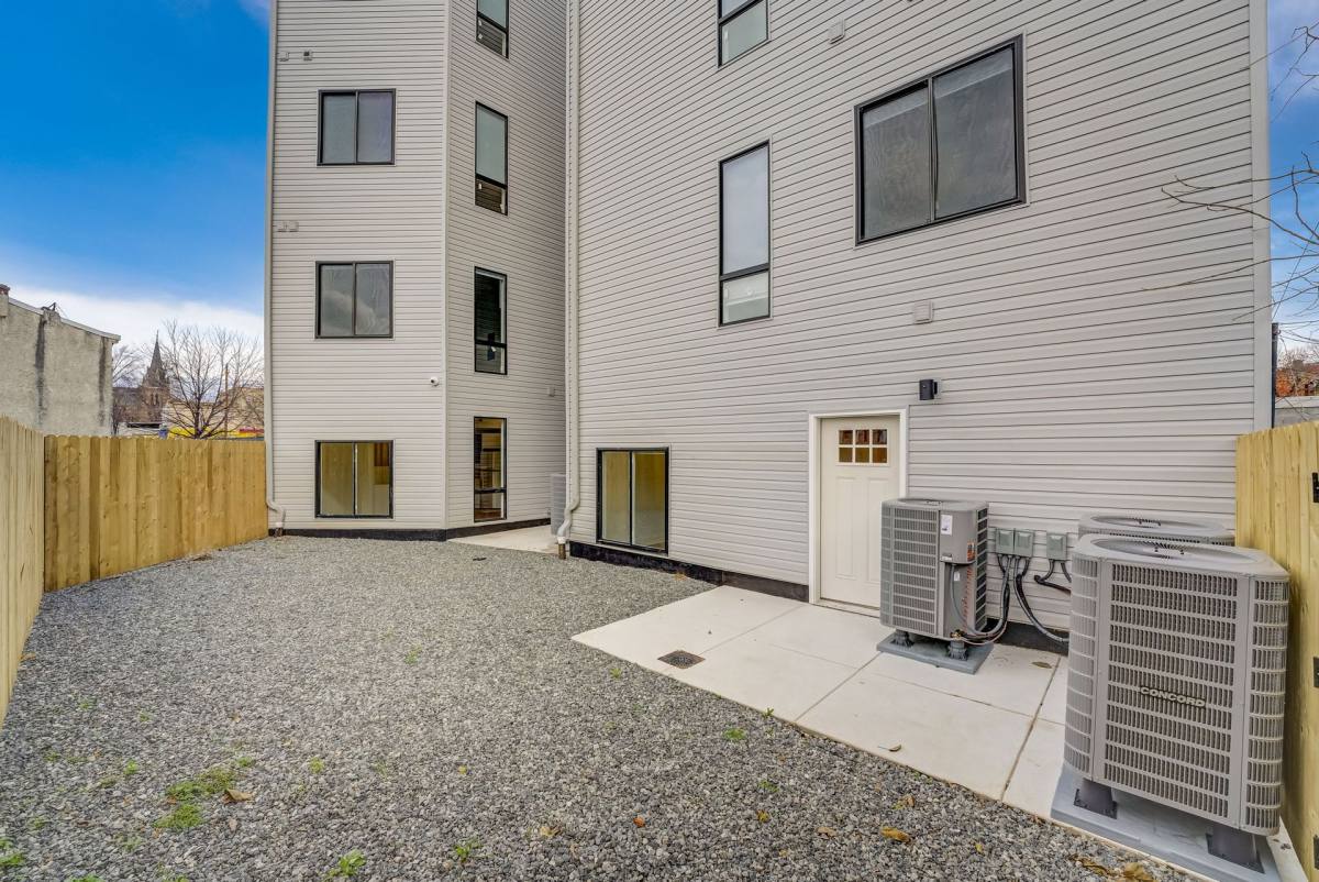 Apartment for rent at 4200 Lancaster Ave, Philadelphia, PA 19104