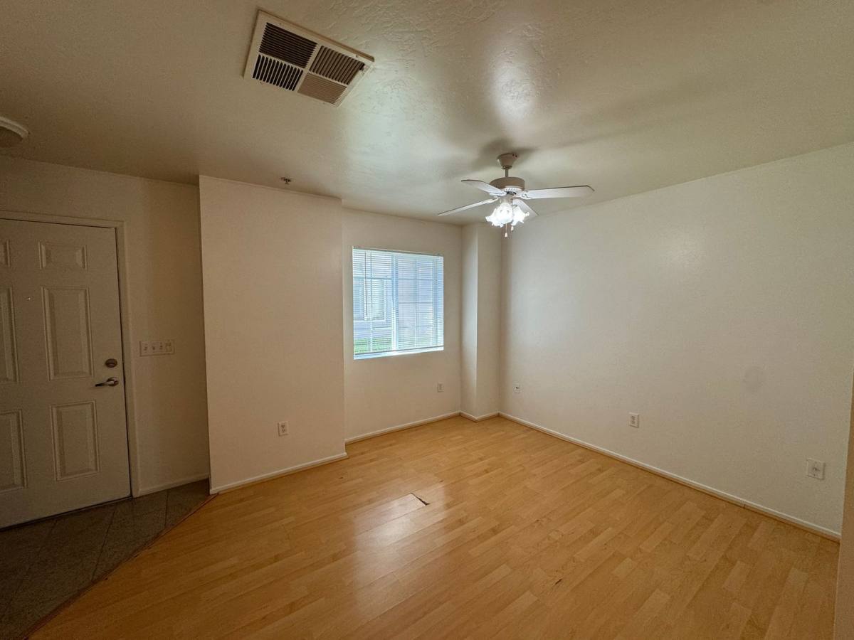 Apartment for rent at 600 Hosking Ave Building #48, Bakersfield, CA 93307