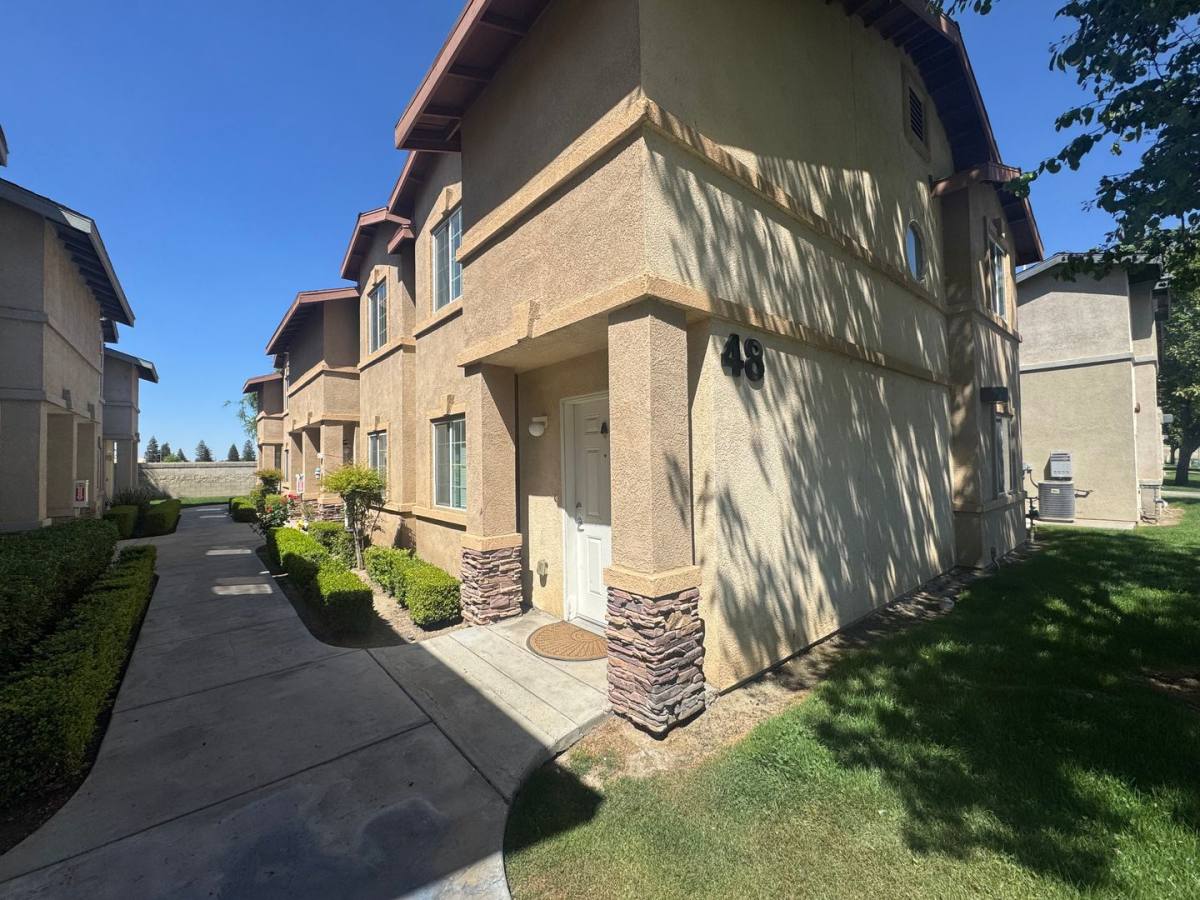 Apartment for rent at 600 Hosking Ave Building #48, Bakersfield, CA 93307