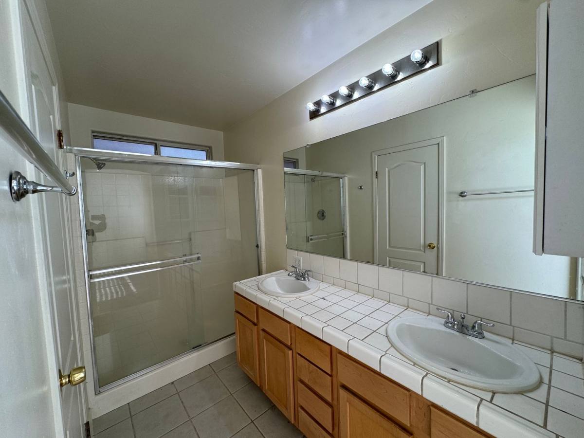 House for rent at 9109 Chattaroy St, Bakersfield, CA 93312