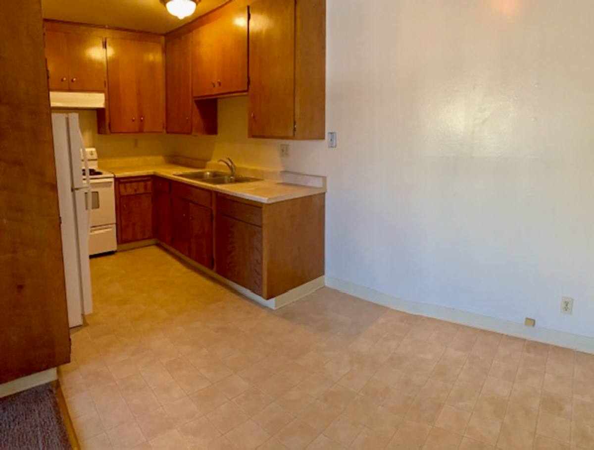 Apartment for rent at 336 California St, Salinas, CA 93901