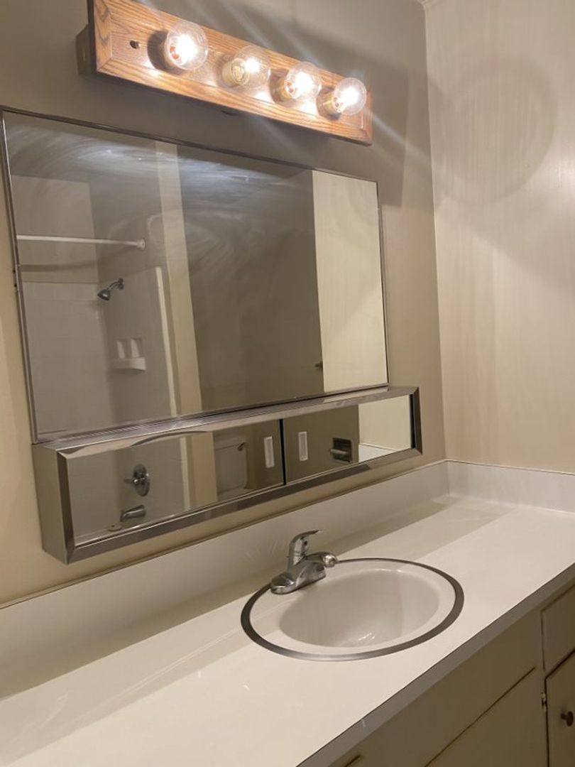 Apartment for rent at 336 California St, Salinas, CA 93901