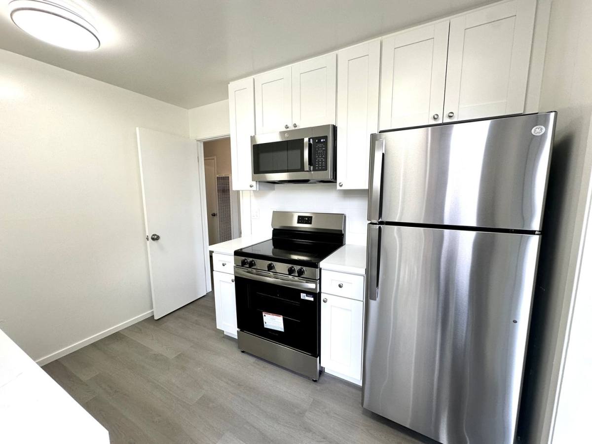 Apartment for rent at 3792 Harrison St, Oakland, CA 94611