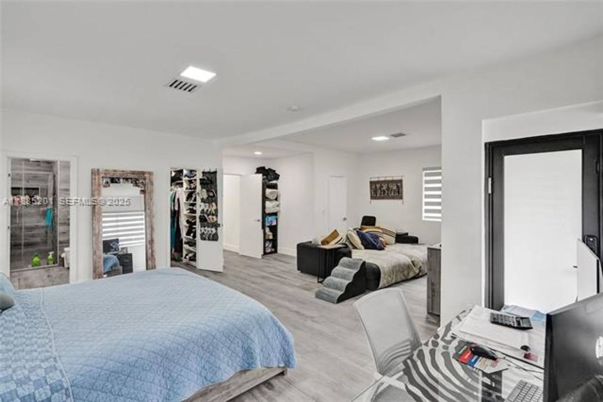 House for rent at 3784 Sheridan Ave, Miami Beach, FL 33140