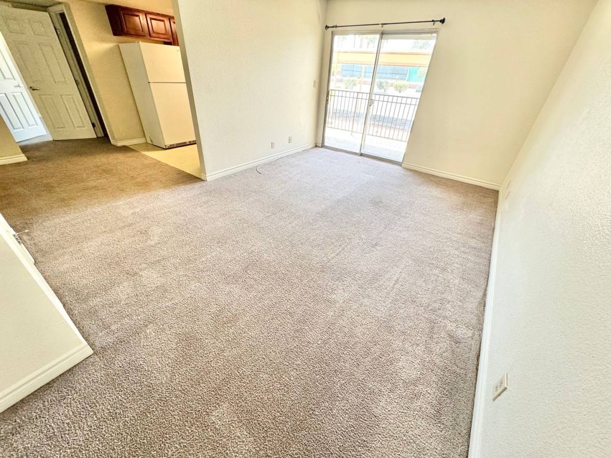 Condo for rent at 5060 Indian River Dr, Las Vegas, NV 89103