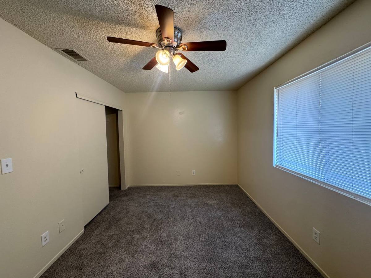 Apartment for rent at 516 28th St, Bakersfield, CA 93301