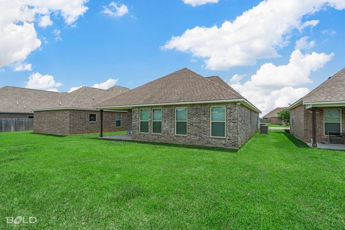 House for rent at 1943 Valdemar Place, Bossier City, LA 71111