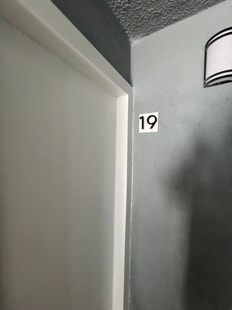 Apartment for rent at 1776 S Rimpau Blvd, Los Angeles, CA 90019