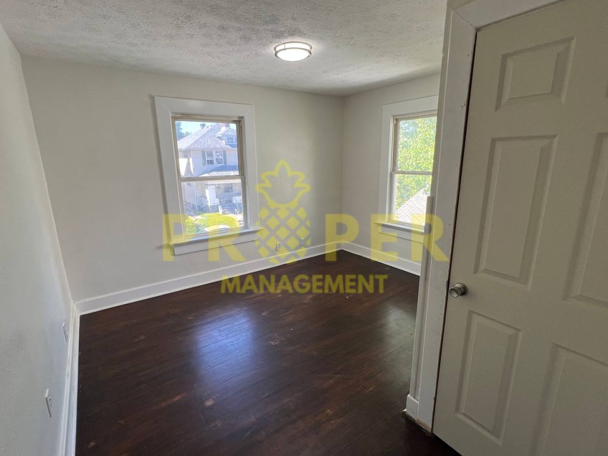 House for rent at 39 E Maplewood Ave, Dayton, OH 45405