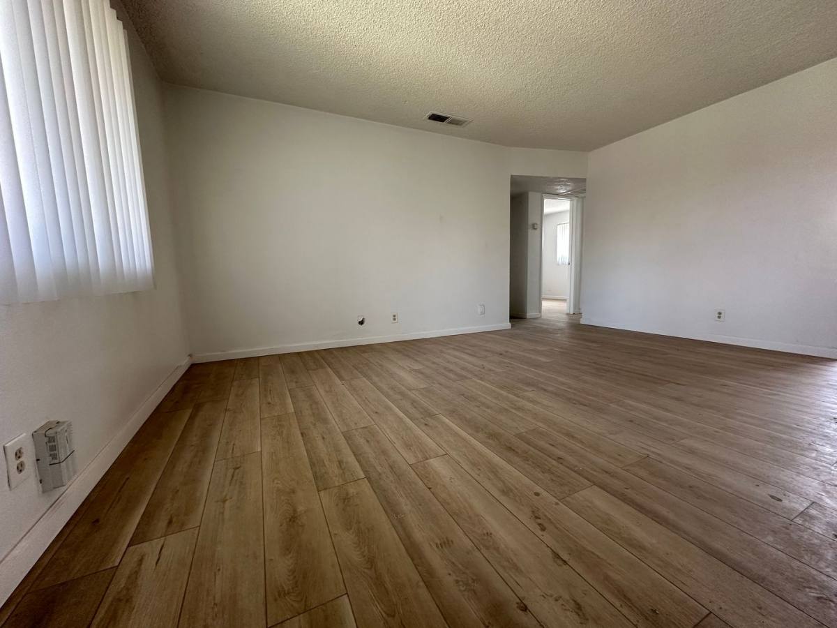 Apartment for rent at 2121 Park Way, Bakersfield, CA 93304