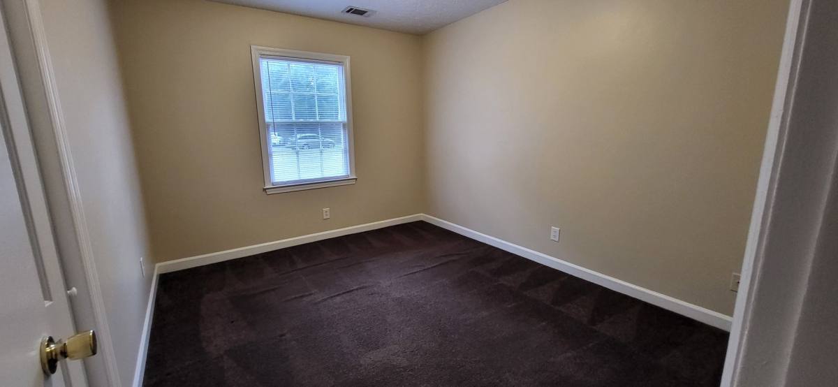 Apartment for rent at 1005 N Elm St, Lumberton, NC 28358