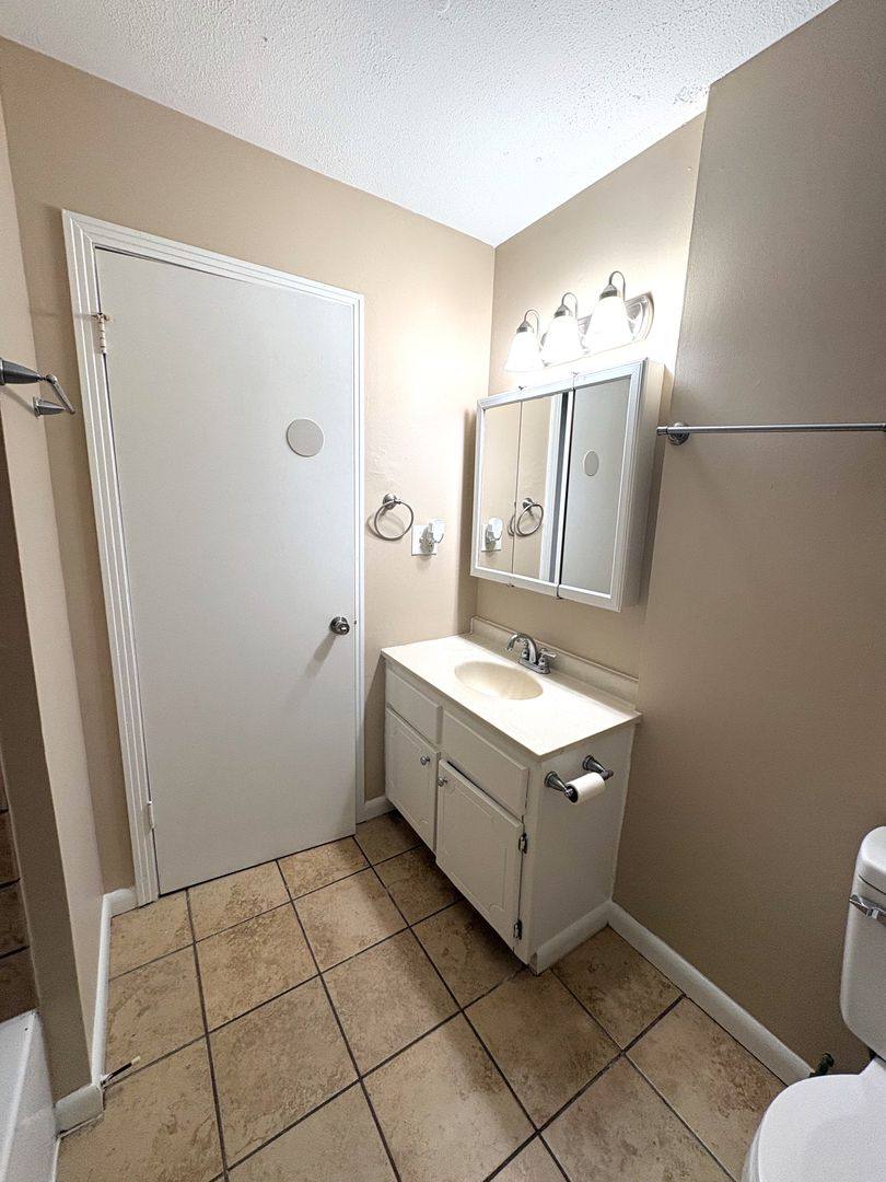 House for rent at 404 Carter Rd, Clarksville, TN 37042