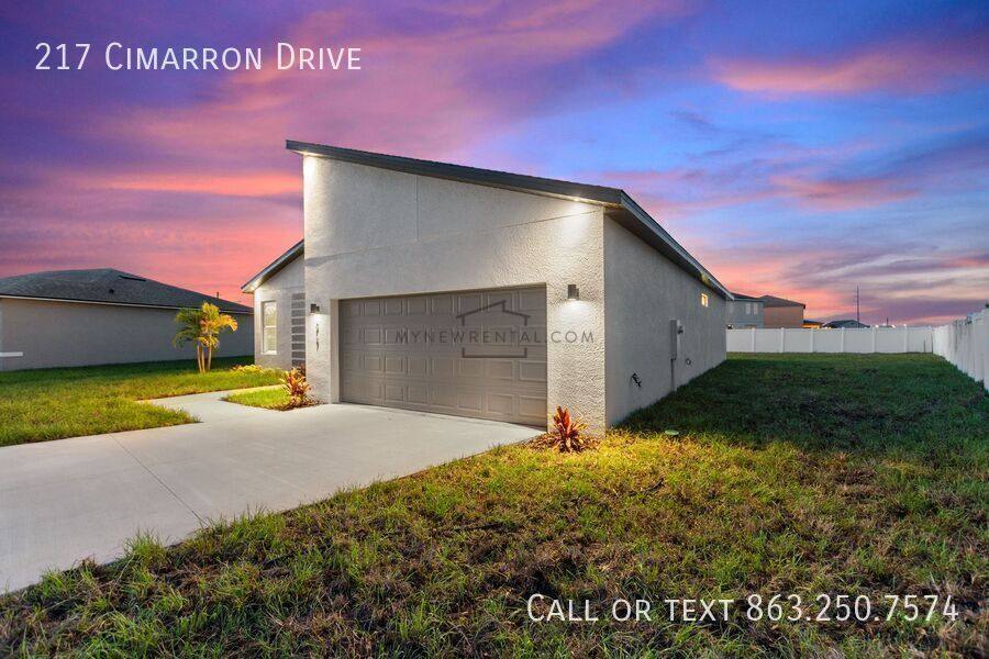 House for rent at 217 Cimarron Dr, Kissimmee, FL 34759