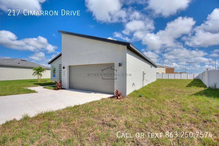 House for rent at 217 Cimarron Dr, Kissimmee, FL 34759