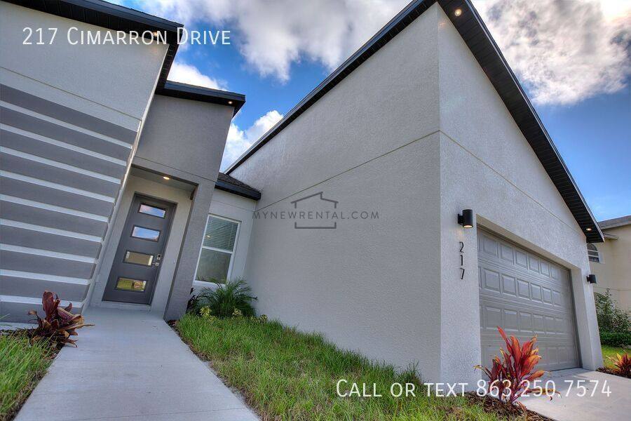 House for rent at 217 Cimarron Dr, Kissimmee, FL 34759