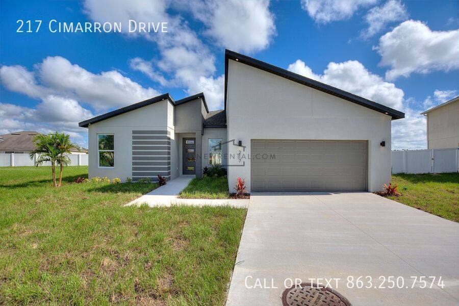 House for rent at 217 Cimarron Dr, Kissimmee, FL 34759