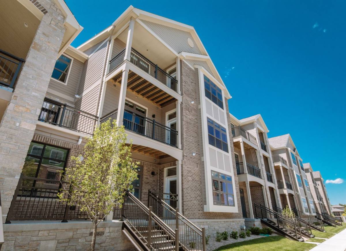 Apartment for rent at 11127 N Weston Dr, Mequon, WI 53092