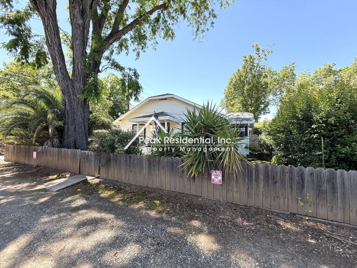 House for rent at 304 Coloma St, Folsom, CA 95630