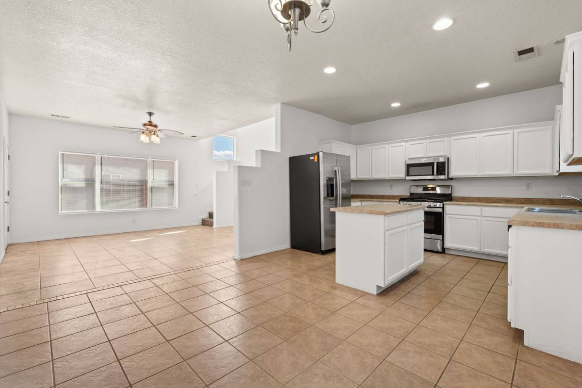 Apartment for rent at 2406 Broadway Dr NE, Albuquerque, NM 87102