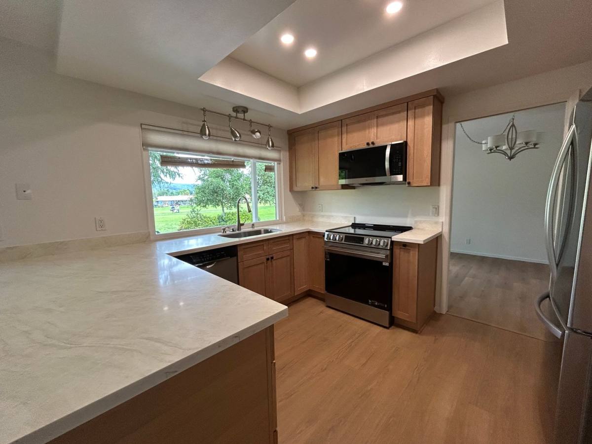 House for rent at 7588 Oak Leaf Dr, Santa Rosa, CA 95409