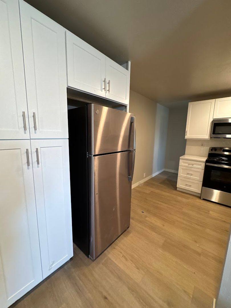 Apartment for rent at 227 S 6th St, Cottage Grove, OR 97424