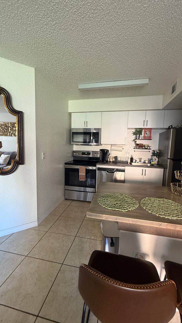 Apartment for rent at 2213 Grand Cayman Court #1116, Kissimmee, FL 34741