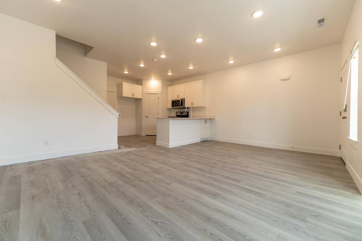 Townhouse for rent at 1918 S 1280 W, Logan, UT 84321
