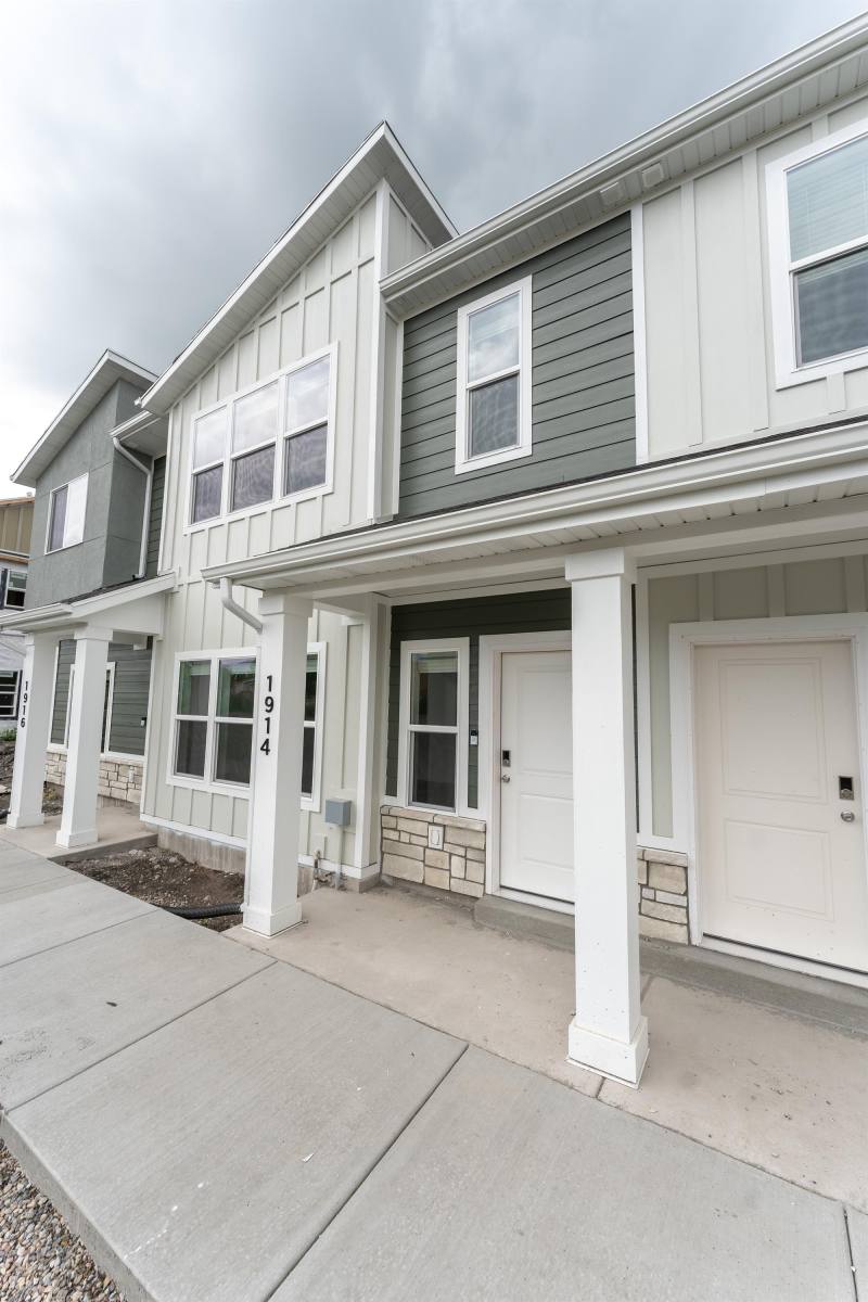 Townhouse for rent at 1918 S 1280 W, Logan, UT 84321