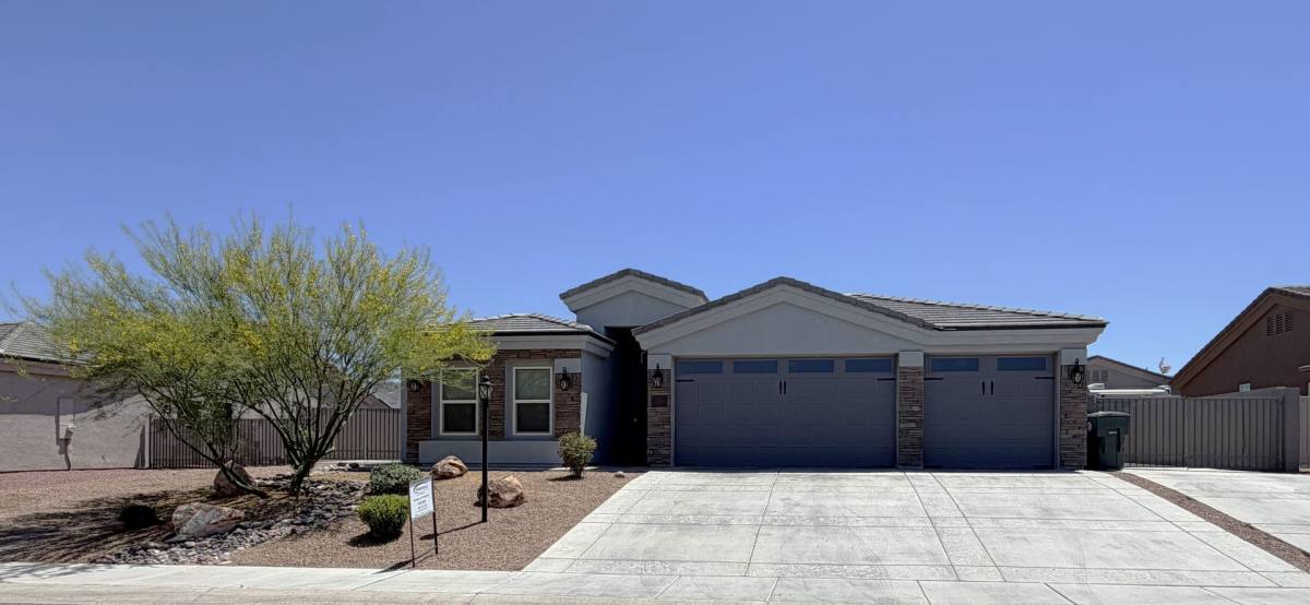 House for rent at 2244 Dollarhide Dr, Kingman, AZ 86409