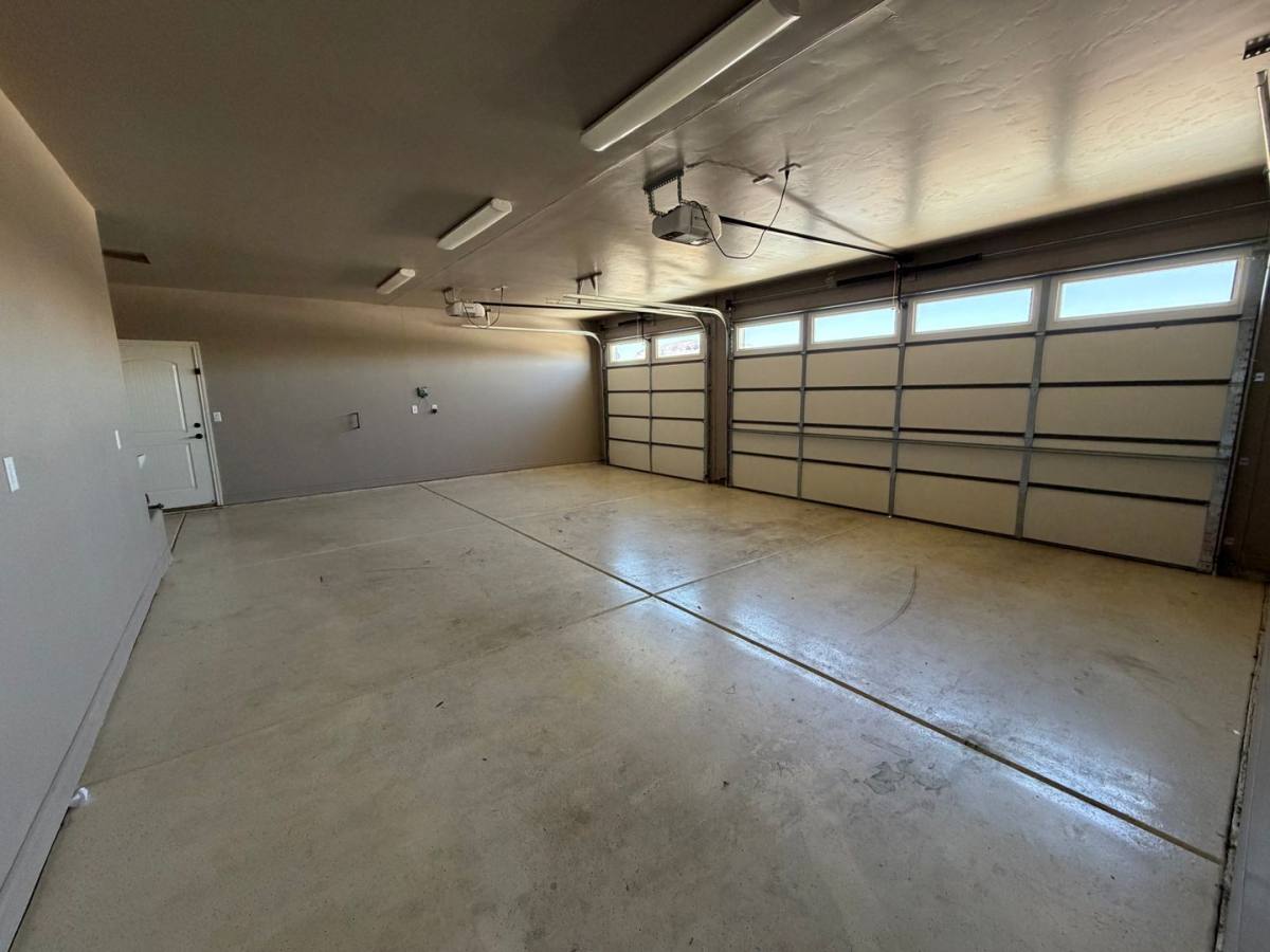 House for rent at 2244 Dollarhide Dr, Kingman, AZ 86409