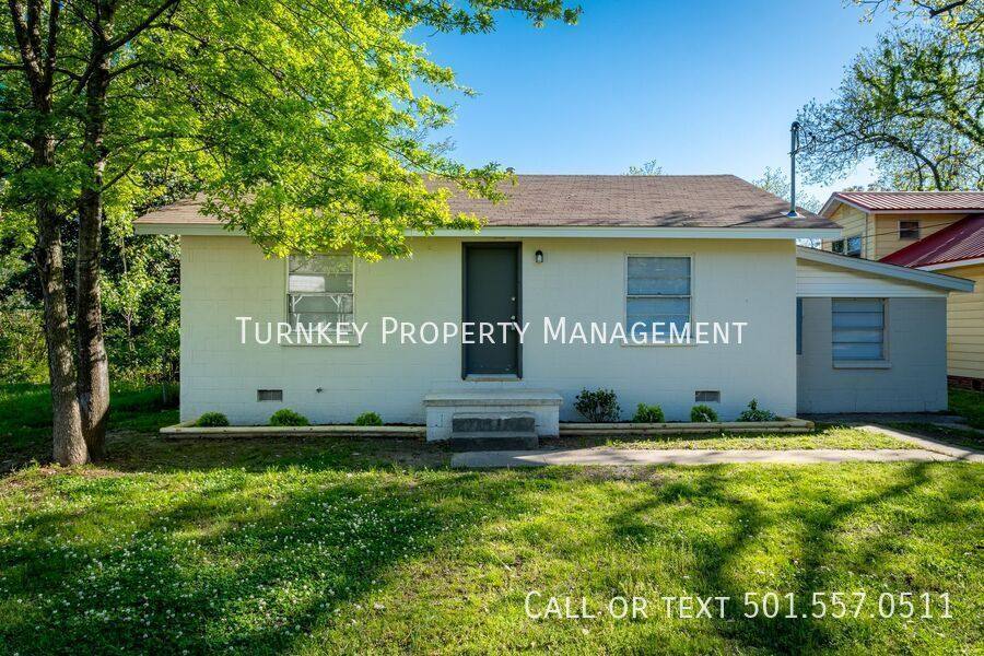 House for rent at 4912 School St, North Little Rock, AR 72117