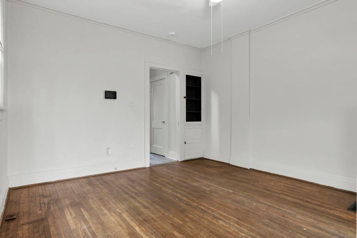 Apartment for rent at 27-29 S Terrace Ave, Columbus, OH 43204