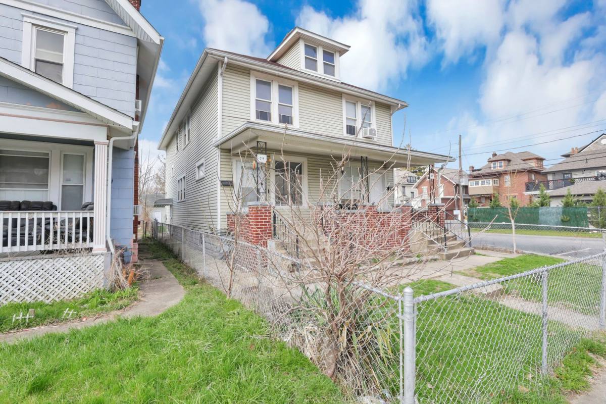 Apartment for rent at 27-29 S Terrace Ave, Columbus, OH 43204